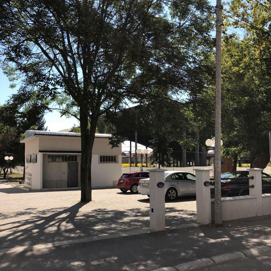 Sajam Garni Hotel Leskovac  Esterno foto